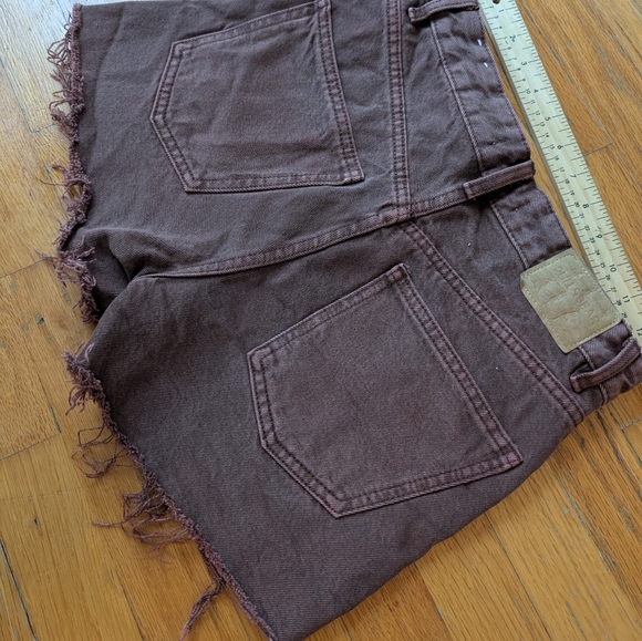 37. Pull&Bear Chocolate Denim Shorts - Picture 2 of 5